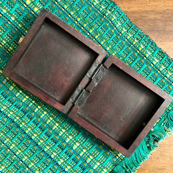 Wooden Boho Artisan Gold Filagree Trinket Box - Picture 6 of 8